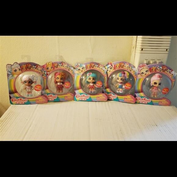 Kindi Kids Minis POPS 3" Doll Bobble NEW Set Of 5 - Picture 1 of 4